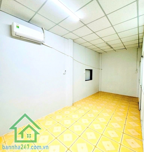 CHỈ 7,29 TỶ – HXH 5M - CÁCH MT LŨY BÁN BÍCH 150M – 76M² – SẴN DÒNG TIỀN 10TR/THÁNG Diện tích đẹp – hẻm xe hơi thông – đầu tư hay ở đều quá ổn! Diện tích: (3.95 x 20)