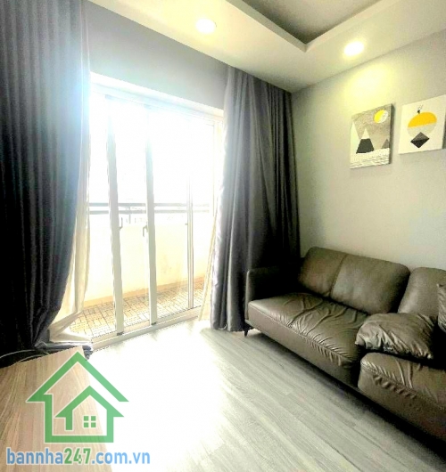 CHỈ 3,95 TỶ – CĂN HỘ BÀU CÁT 2 – TẦNG 11 – THANG MÁY – VIEW THOÁNG - 2PN - 3WC Thông tin căn hộ: • Diện tích: 60m² • Kết cấu: 2 phòng ngủ – 2 WC • Phòng khách, bếp, ban công thoáng mát • Nội thất đầy đủ – vào ở ngay