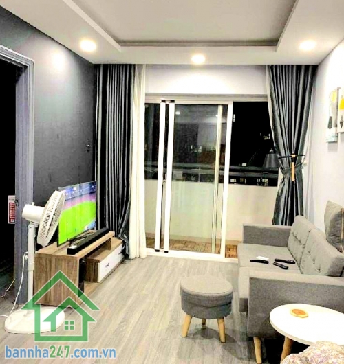 CHỈ 3,95 TỶ – CĂN HỘ BÀU CÁT 2 – TẦNG 11 – THANG MÁY – VIEW THOÁNG - 2PN - 3WC Thông tin căn hộ: • Diện tích: 60m² • Kết cấu: 2 phòng ngủ – 2 WC • Phòng khách, bếp, ban công thoáng mát • Nội thất đầy đủ – vào ở ngay