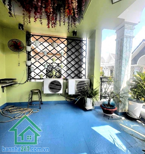 CHỈ 6,9 TỶ – GẦN MT HƯƠNG LỘ 2 – Ô TÔ VÀO NHÀ - HẺM 7M – 5 TẦNG BTCT – 5PN - 5WC