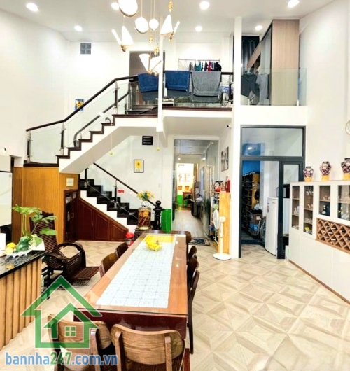 VỚI 44.5 TỶ - SIÊU PHẨM BIỆT THỰ LÔ GÓC (K300) VIP TÂN BÌNH - DT: 263/245 M² (10.5 x 25) 3 TẦNG - 7 PN, 5 WC Đẳng cấp – Riêng tư – Giá trị bền vững theo thời gian. Mob 0933144037