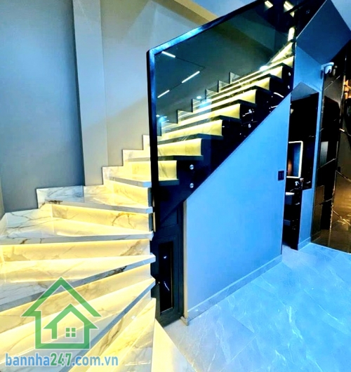 CHỈ 8,8 TỶ – NHÀ MỚI LẠC LONG QUÂN, P8 TÂN BÌNH – HẺM 8M - DT: 50M² (4,5 X11) 2PN - 2WC Hẻm 8m thông ra Thành Mỹ Vài bước chân ra Đông Hồ Gần chợ Tân Bình