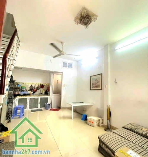 CHỈ 3,9 TỶ - GÒ DẦU – GẦN NHÀ THỜ TÂN HƯƠNG KHU DÂN CƯ ỔN ĐỊNH – DT: (4,1 x 8) 2 TẦNG BTCT - 2PN - 2WC - VÀO Ở NGAY • Nhà 1 trệt + 1 lầu đúc kiên cố  Mob 0933144037