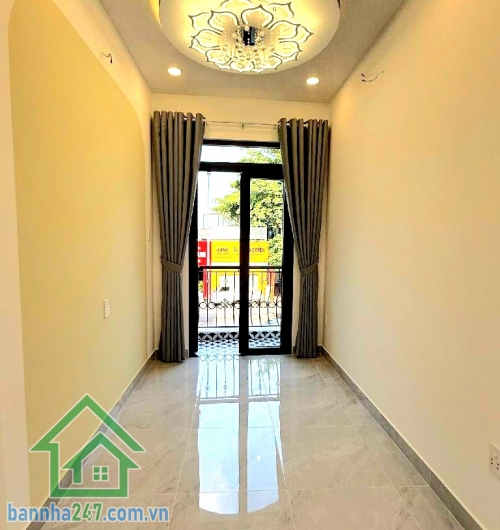 CHỈ 5,95 TỶ – MẶT TIỀN LŨY BÁN BÍCH – TÂN PHÚ – 3 TẦNG - 2 PN - 2 WC   Căn nhà mặt tiền kinh doanh – giá tốt hiếm có trên trục đường sầm uất!   Mob 0933144037
