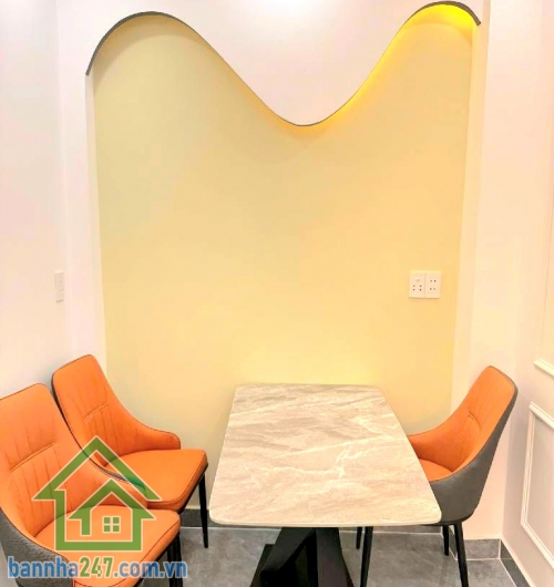 CHỈ 5,95 TỶ – MẶT TIỀN LŨY BÁN BÍCH – TÂN PHÚ – 3 TẦNG - 2 PN - 2 WC   Căn nhà mặt tiền kinh doanh – giá tốt hiếm có trên trục đường sầm uất!   Mob 0933144037