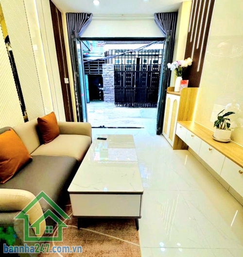 CHỈ 4,87 TỶ (TL) – CMT8, QUẬN 3 – 4 TẦNG – FULL NỘI THẤT XỊN - 2PN – 3WC Căn nhà nhỏ xinh giữa trung tâm – tiện ở, cực dễ cho thuê! Diện tích: 18m² (3 × 6m)  Mob 0933144037