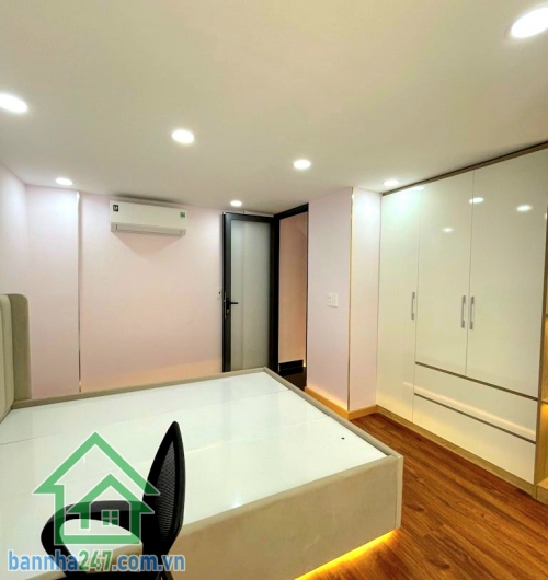 CHỈ 4,99 TỶ – TRUNG TÂM QUẬN 1 – NGUYỄN CƯ TRINH – 5 TẦNG FULL NỘI THẤT - 2PN – 3WC Căn nhà “hiếm có khó tìm” ngay lõi Quận 1 – vào ở ngay, full tiện nghi! 