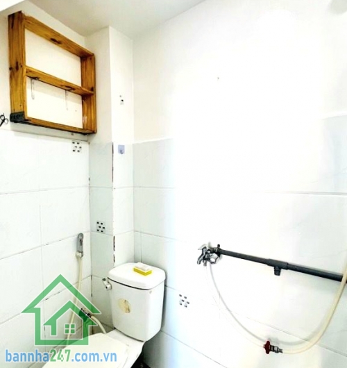 CHỈ 2.680 TỶ TL – HẺM Ô TÔ 4M – 3 TẦNG – GIÁP TÂN BÌNH & Q11 - GẦN SÁT NHÀ THỜ PHÚ BÌNH - DTSD: 42.1m² - 2PN - 2WC Ngay Âu Cơ – Trịnh Đình Trọng – gần nhà thờ Phú Bình