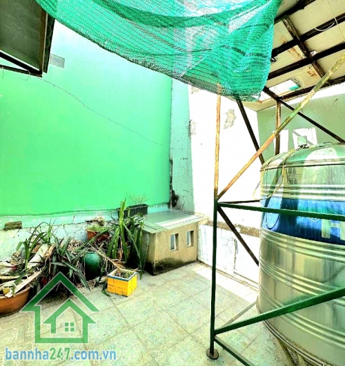 CHỈ 6 TỶ – HXH THÔNG THOẠI NGỌC HẦU – DT: (4 x 12)M3 TẦNG – 5PN – 4WC. DÒNG TIỀN 12TR/TH  Căn nhà “đa năng” – vừa ở đông người thoải mái, vừa khai thác cho thuê giữ tiền. Mob 0933144037