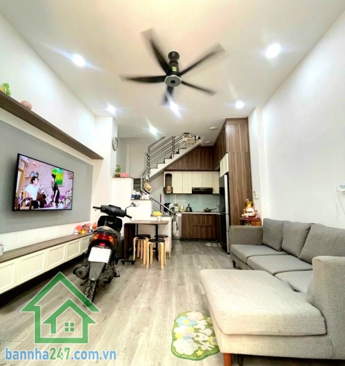 CHỈ 4,9 TỶ – 4 TẦNG – HXH ĐỖ CỬA – VƯỜN LÀI, TÂN PHÚ - (DTSD ~107m²) - 3PN – 3WC Nhà đẹp – full công năng – giá cực tốt trong khu! Diện tích: 4 × 7m – 28m²