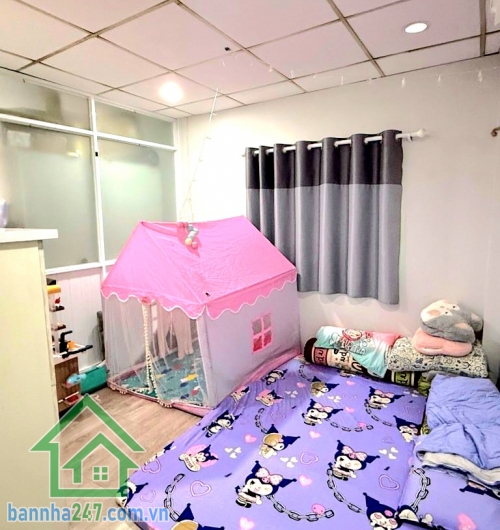 CHỈ 5,2 TỶ – HẺM 5M – QUY HOẠCH 10M – HUIWNG LỘ 2 - GẦN NGÃ TƯ BỐN XÃ - 3PN - 2WC • Diện tích: 4.2m x 12.5m • Kết cấu: 1 trệt 1 lửng • Công năng: 3 PN – 2 WC