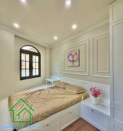 CHỈ 5,15 TỶ – PHẠM VĂN ĐỒNG, BÌNH THẠNH – LÔ GÓC 2 MẶT THOÁNG – 4 TẦNG - 3PN master – 4WC – PK – bếp Căn nhà “siêu phẩm” hiếm – 2 mặt tiền hẻm – full nội thất Mob 0933144037