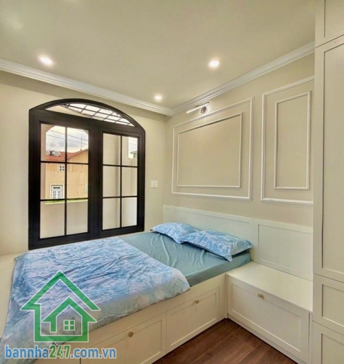 CHỈ 5,15 TỶ – PHẠM VĂN ĐỒNG, BÌNH THẠNH – LÔ GÓC 2 MẶT THOÁNG – 4 TẦNG - 3PN master – 4WC – PK – bếp Căn nhà “siêu phẩm” hiếm – 2 mặt tiền hẻm – full nội thất Mob 0933144037