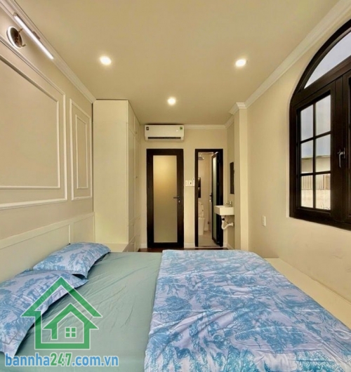 CHỈ 5,15 TỶ – PHẠM VĂN ĐỒNG, BÌNH THẠNH – LÔ GÓC 2 MẶT THOÁNG – 4 TẦNG - 3PN master – 4WC – PK – bếp Căn nhà “siêu phẩm” hiếm – 2 mặt tiền hẻm – full nội thất Mob 0933144037