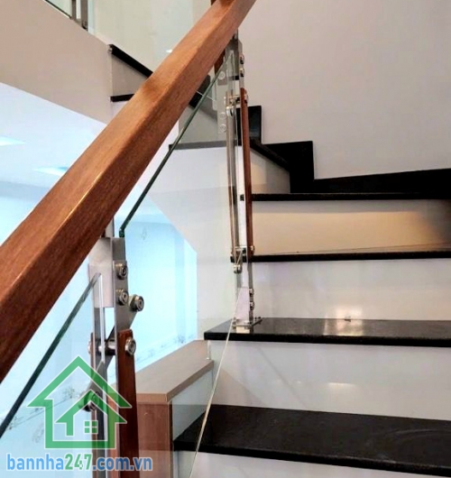 CHỈ 3,9 TỶ – TRUNG TÂM QUẬN 3 – GẦN CMT8 – NHÀ ĐẸP Ở NGAY - 2PN – 2WC Căn nhà “mơ ước” giữa trung tâm – giá hiếm – cực kỳ đáng xuống tiền! Diện tích: 34m² Mob 0933 144 037