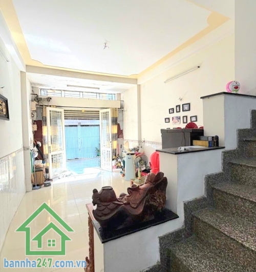 CHỈ 5,6 TỶ – HXH TẢI 6M – SÁT KÊNH THAM LƯƠNG – 50m² (4 × 12.5)m – 3 TẦNG - 4PN – 3WC Vị trí hiếm – sát mặt tiền – tiềm năng tăng giá mạnh!