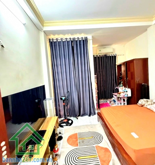 CHỈ 5,6 TỶ – HXH TẢI 6M – SÁT KÊNH THAM LƯƠNG – 50m² (4 × 12.5)m – 3 TẦNG - 4PN – 3WC Vị trí hiếm – sát mặt tiền – tiềm năng tăng giá mạnh!
