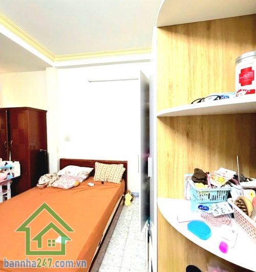 CHỈ 5,6 TỶ – HXH TẢI 6M – SÁT KÊNH THAM LƯƠNG – 50m² (4 × 12.5)m – 3 TẦNG - 4PN – 3WC Vị trí hiếm – sát mặt tiền – tiềm năng tăng giá mạnh!