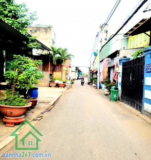 CHỈ 3,2 TỶ – 58M² – ĐƯỜNG NHỰA 5M – ĐANG CHO THUÊ 6TR/THÁNG - 2PN - 2WC • Diện tích: 58m² (4m x 14.5m) • Kết cấu: 1 trệt – 1 lầu • Công năng: 2 PN – 2 WC - Mob 0933144037