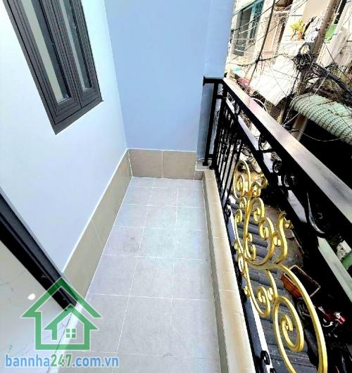 CHỈ 3,75 TỶ – HIẾM – SÁT TÂN PHÚ – NGAY CHỢ BÌNH LONG - NHÀ MỚI XÂY – VÀO Ở NGAY – DT 30,5M² – 2PN – 2WC Kết cấu: • Nhà mới xây, 1 trệt 1 lầu – hoàn thiện đẹp