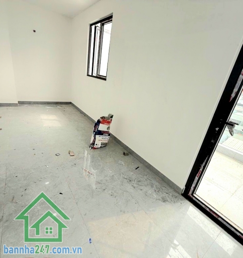 NHỈNH 6 TỶ – NHÀ 5 TẦNG MỚI XÂY - DT: 50M² – GIÁP KHU TÊN LỬA - 4PN – 5W • DT: 6.25 x 9m – 50m² • 5 tầng: trệt – lửng – 2 lầu – sân thượng • 4PN – 5WC (WC riêng khép kín)