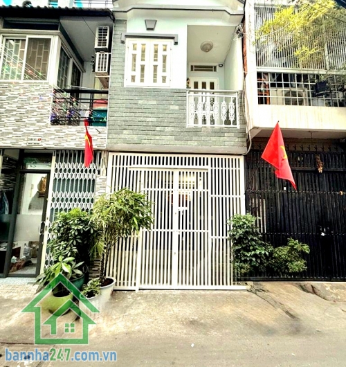 CHỈ 6,5 TỶ – TÂN BÌNH – HẺM VIP LÝ THƯỜNG KIỆT – XE HƠI TẬN CỬA - 2PN - 2WC Vị trí cực đẹp: khu phân lô VIP 373 Lý Thường Kiệt Hẻm 6m thông, xe hơi ra vào thoải mái