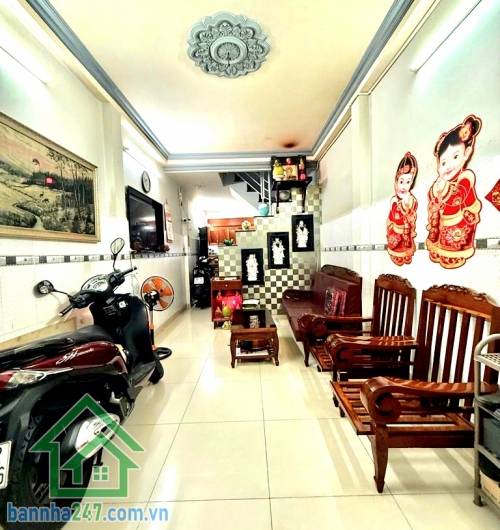 CHỈ 6,5 TỶ – TÂN BÌNH – HẺM VIP LÝ THƯỜNG KIỆT – XE HƠI TẬN CỬA - 2PN - 2WC Vị trí cực đẹp: khu phân lô VIP 373 Lý Thường Kiệt Hẻm 6m thông, xe hơi ra vào thoải mái