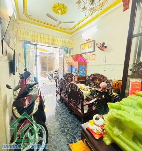 GIÁ 12,5 TỶ TL – NHÀ 3 TẦNG THẠCH LAM – Ô TÔ NGỦ TRONG NHÀ – 77M² – 5PN – CHÍNH CHỦ 1 ĐỜI 
