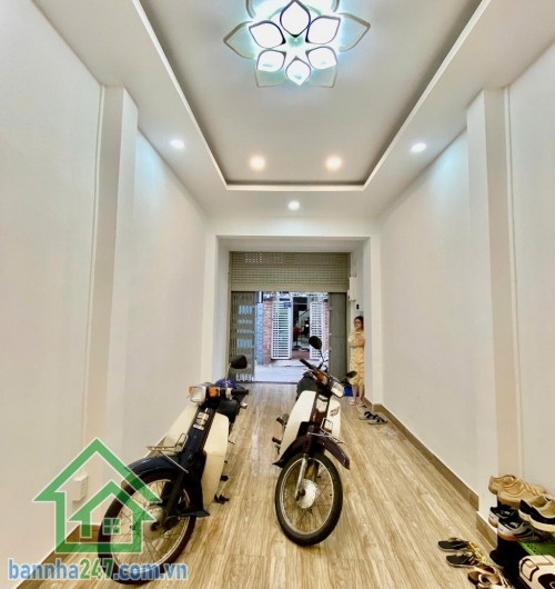 CHỈ 4.5 TỶ – NHÀ 2 TẦNG + SÂN THƯỢNG – HẺM XE HƠI – PHÚ THỌ HÒA – TÂN PHÚ. 
